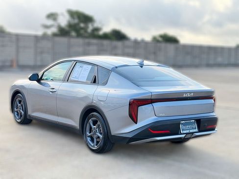 Used 2025 Kia K4 FWD image 7