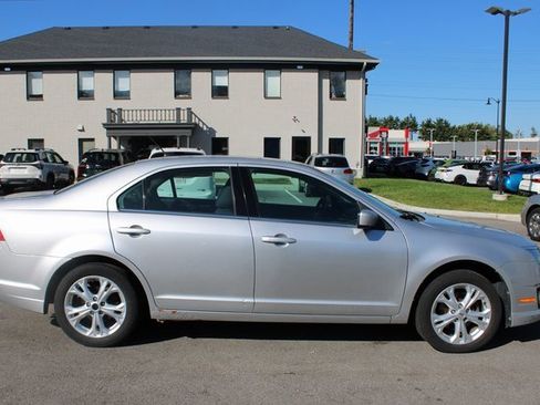 Used 2012 Ford Fusion SE image 6