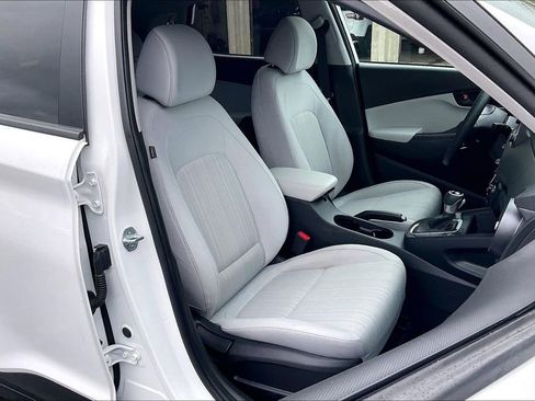 Used 2023 Hyundai Kona SEL AWD/4WD image 7