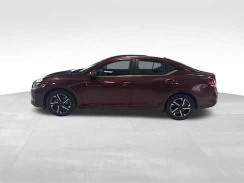Used 2024 Nissan Sentra SV FWD image 2