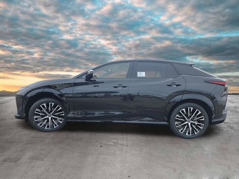 New 2026 Lexus RZ 450e AWD image 5