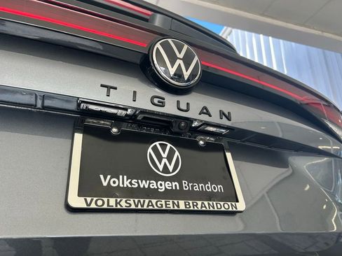 New 2026 Volkswagen Tiguan SE R-Line image 47