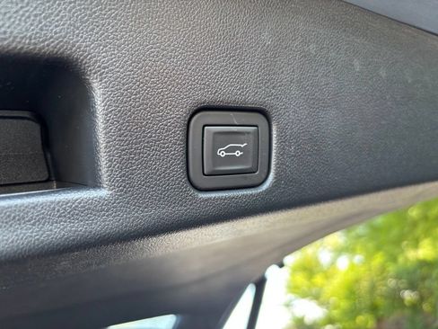 Used 2025 GMC Acadia Elevation w/ LPO, Floor Liner Package FWD image 22