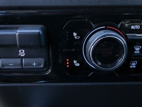 Used 2022 Chevrolet Silverado 1500 RST image 37