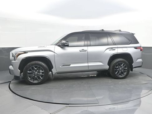 Used 2025 Toyota Sequoia Platinum w/ Tow Technology Package AWD/4WD image 2
