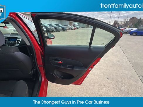 Used 2016 Chevrolet Cruze LT image 54