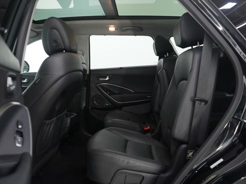 Used 2017 Hyundai Santa Fe Limited image 20