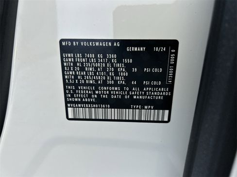 New 2025 Volkswagen ID. Buzz Pro S image 55