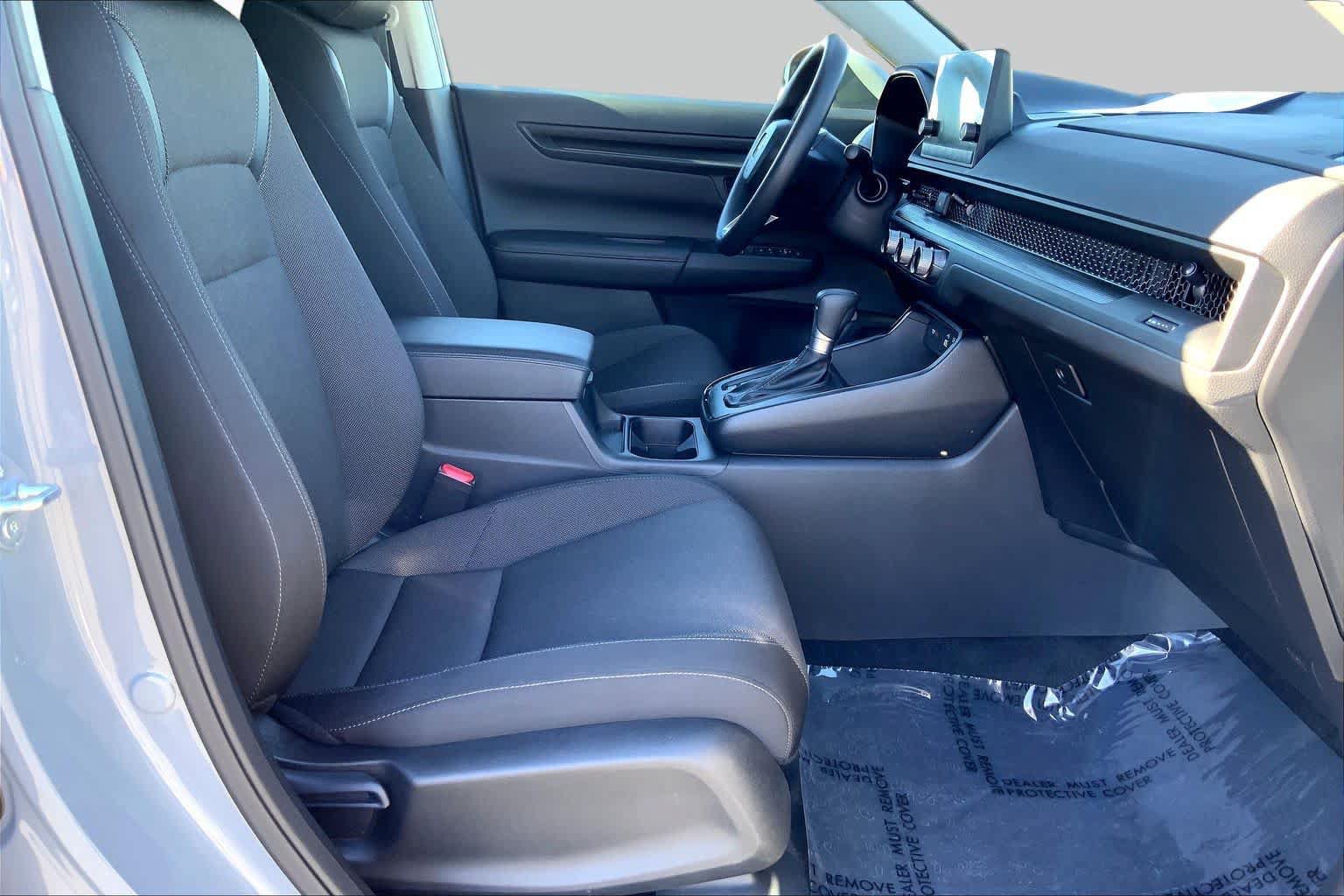 Used 2025 Honda CR-V EX image 8