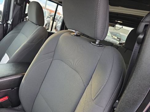 Used 2021 Jeep Wrangler Unlimited Sport image 18