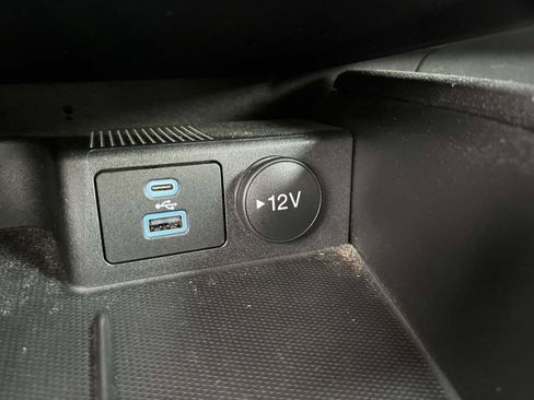 Used 2022 Ford Escape SE w/ Convenience Package image 28