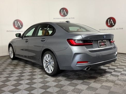 Certified 2023 BMW 330e xDrive w/ Premium Package image 7