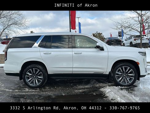 Used 2022 Cadillac Escalade Luxury image 14