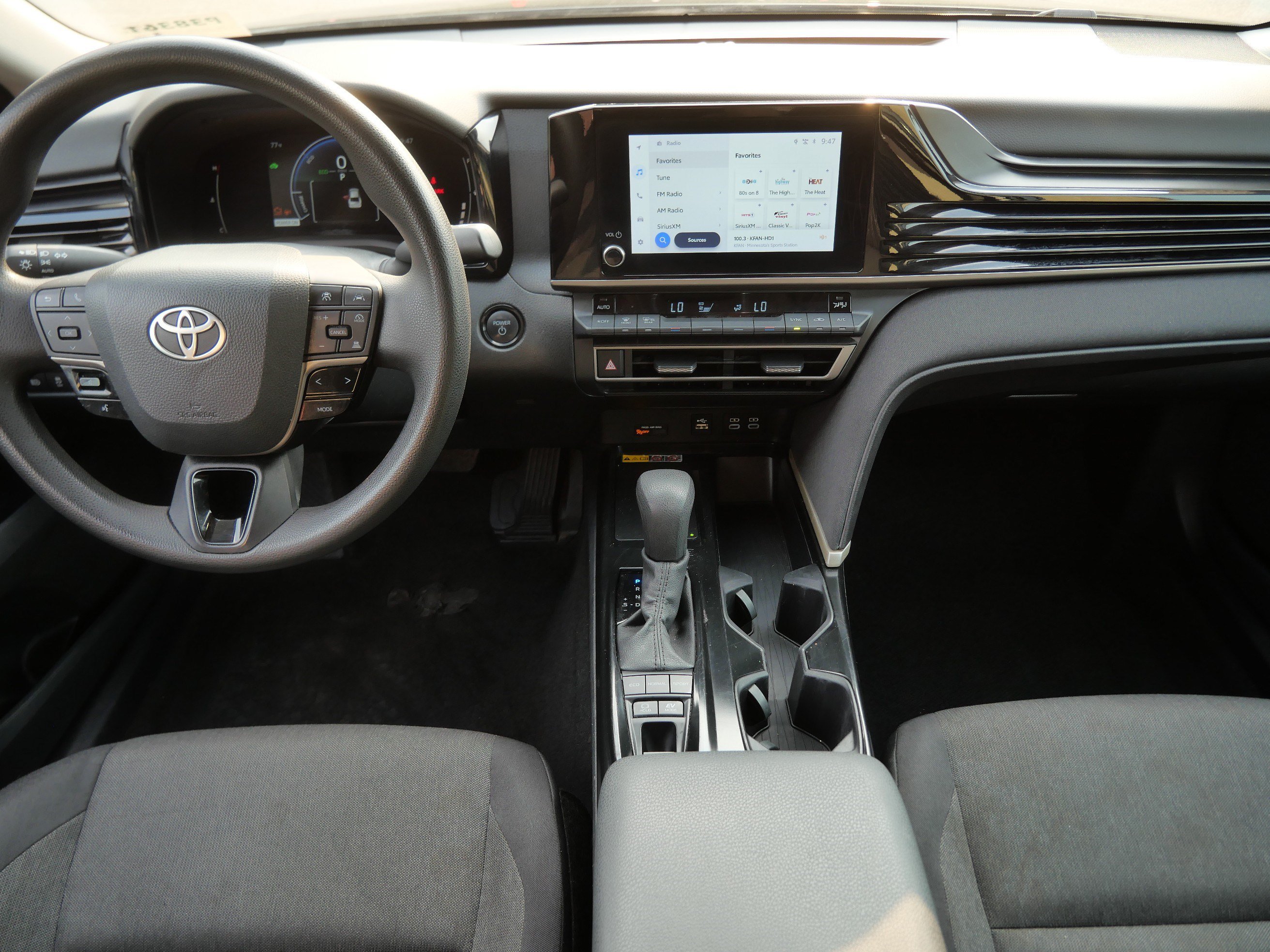 Certified 2025 Toyota Camry LE FWD image 10