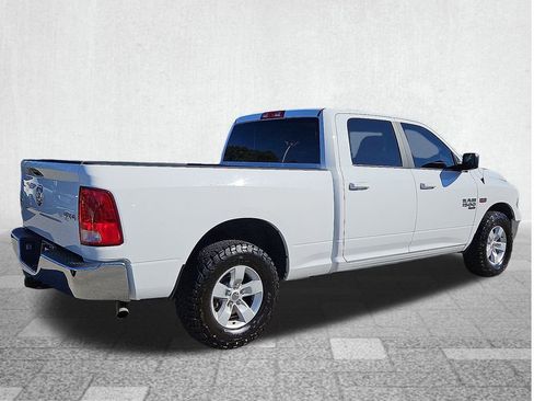 Used 2021 RAM 1500 Classic SLT image 7