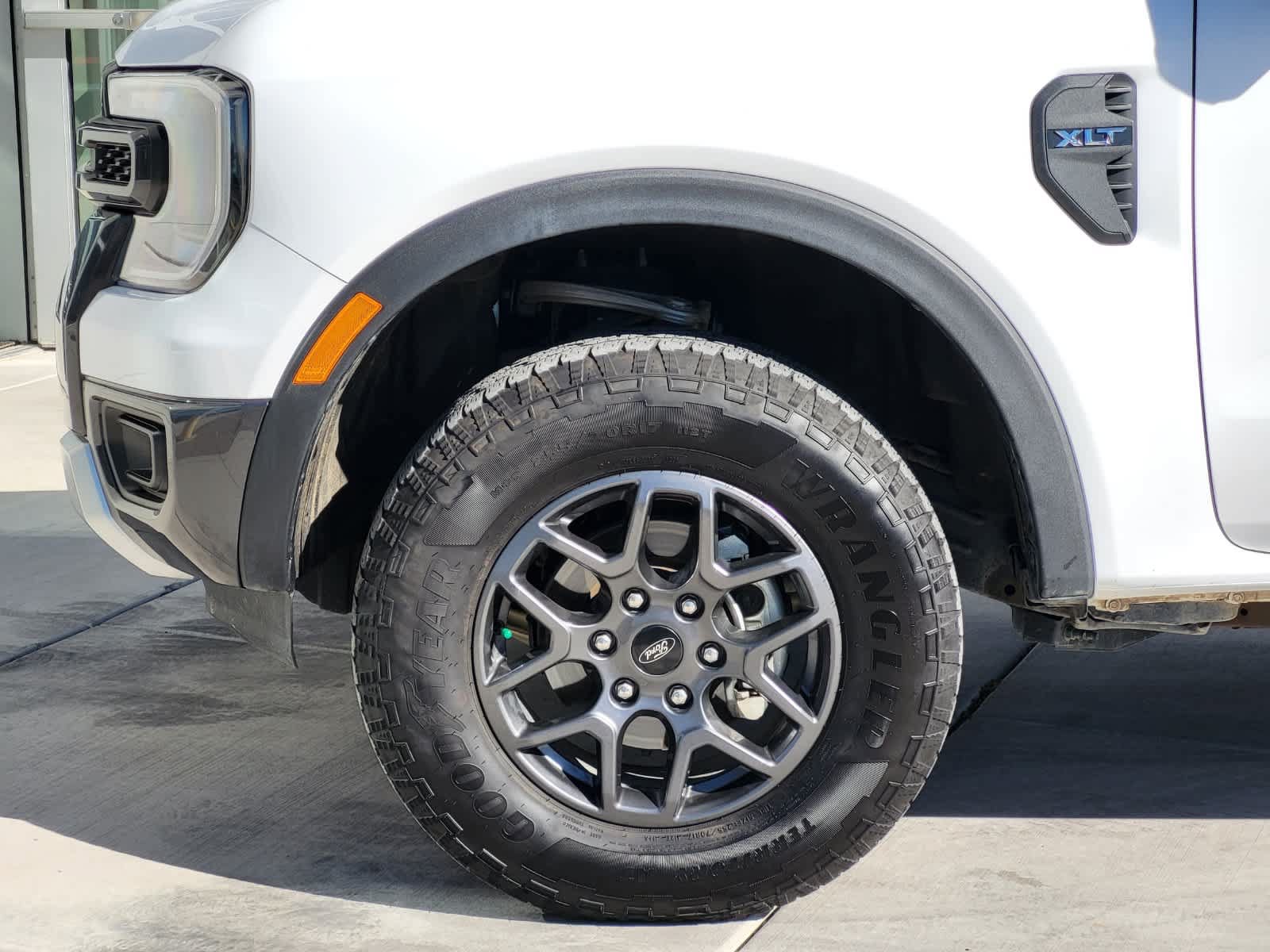 Used 2026 Ford Ranger XLT w/ Convenience Package AWD/4WD image 8