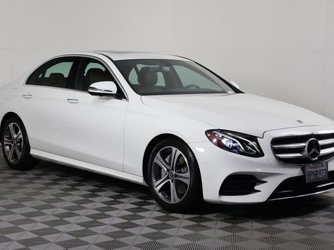 Used 2020 Mercedes-Benz E 350 Sedan image 3