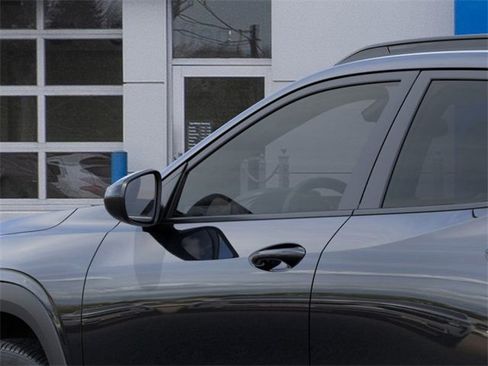 New 2026 Chevrolet Trax LT image 12