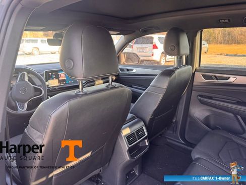 Used 2024 Volkswagen Atlas Cross Sport SE image 11