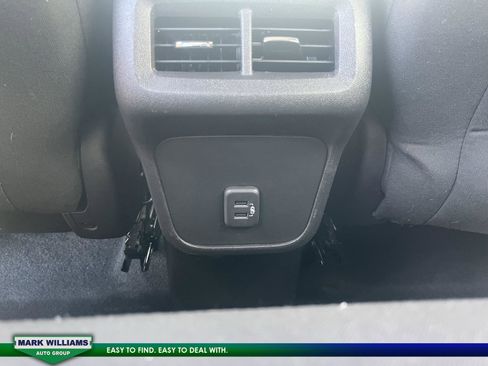 Used 2023 Chevrolet Equinox LT w/ LPO, Floor Liner Package image 22