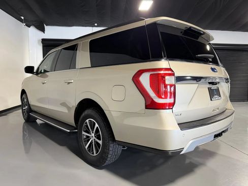Used 2018 Ford Expedition Max XLT w/ Equipment Group 202A AWD/4WD image 6