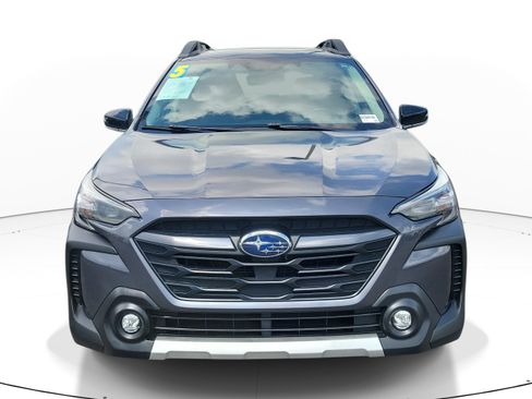 Certified 2025 Subaru Outback Limited AWD/4WD image 2