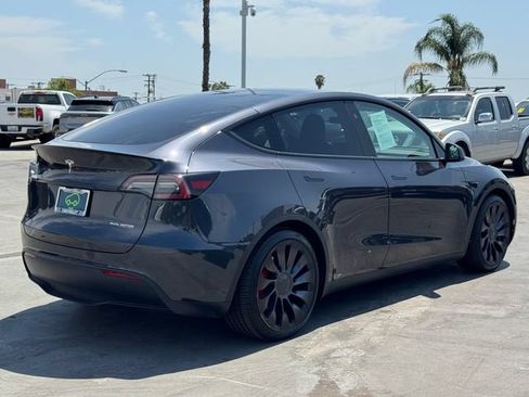 Used 2024 Tesla Model Y Performance AWD/4WD image 4