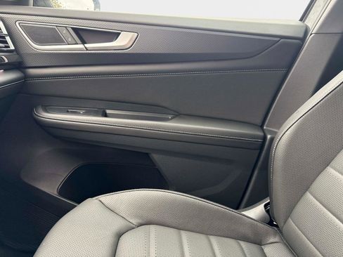 New 2026 Volkswagen Atlas Cross Sport SEL image 24