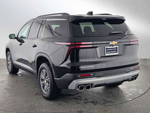 New 2026 Chevrolet Traverse LT w/ Enhanced Driving Package image 3