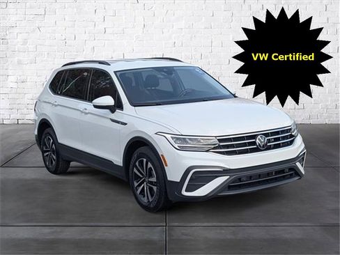 Certified 2024 Volkswagen Tiguan S image 1