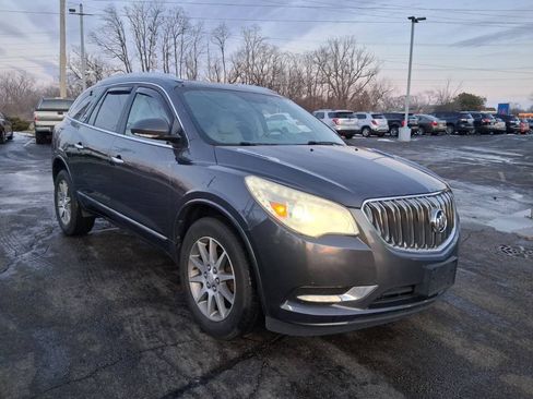 Used 2013 Buick Enclave Leather FWD image 3