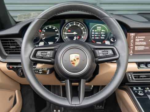 Certified 2021 Porsche 911 Carrera S RWD image 24