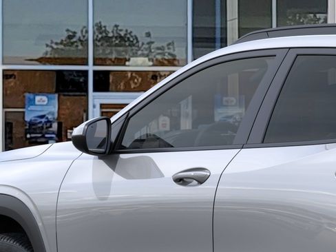 New 2026 Chevrolet Trax LT w/ Driver Confidence Package FWD image 36