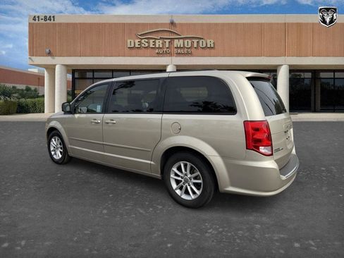 Used 2016 Dodge Grand Caravan SXT FWD image 6