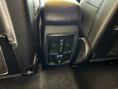 Used 2021 Jeep Grand Cherokee Limited w/ Trailer Tow Group IV image 21