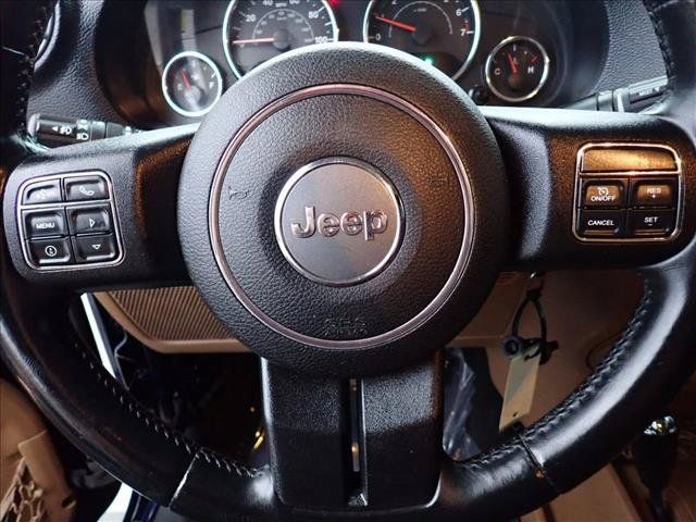 Used 2013 Jeep Wrangler Unlimited Sahara w/ Connectivity Group AWD/4WD image 12