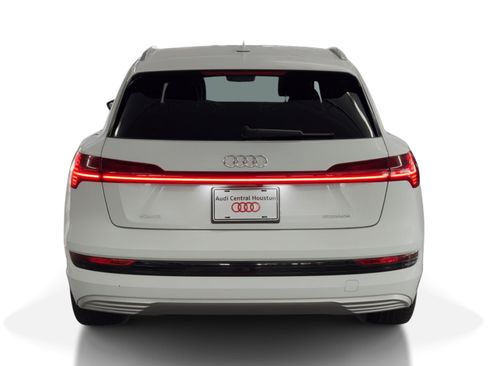 Used 2021 Audi e-tron Premium Plus w/ Premium Plus Package image 10