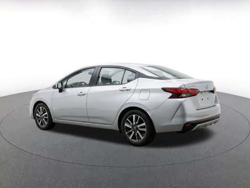 Used 2025 Nissan Versa SV FWD image 7