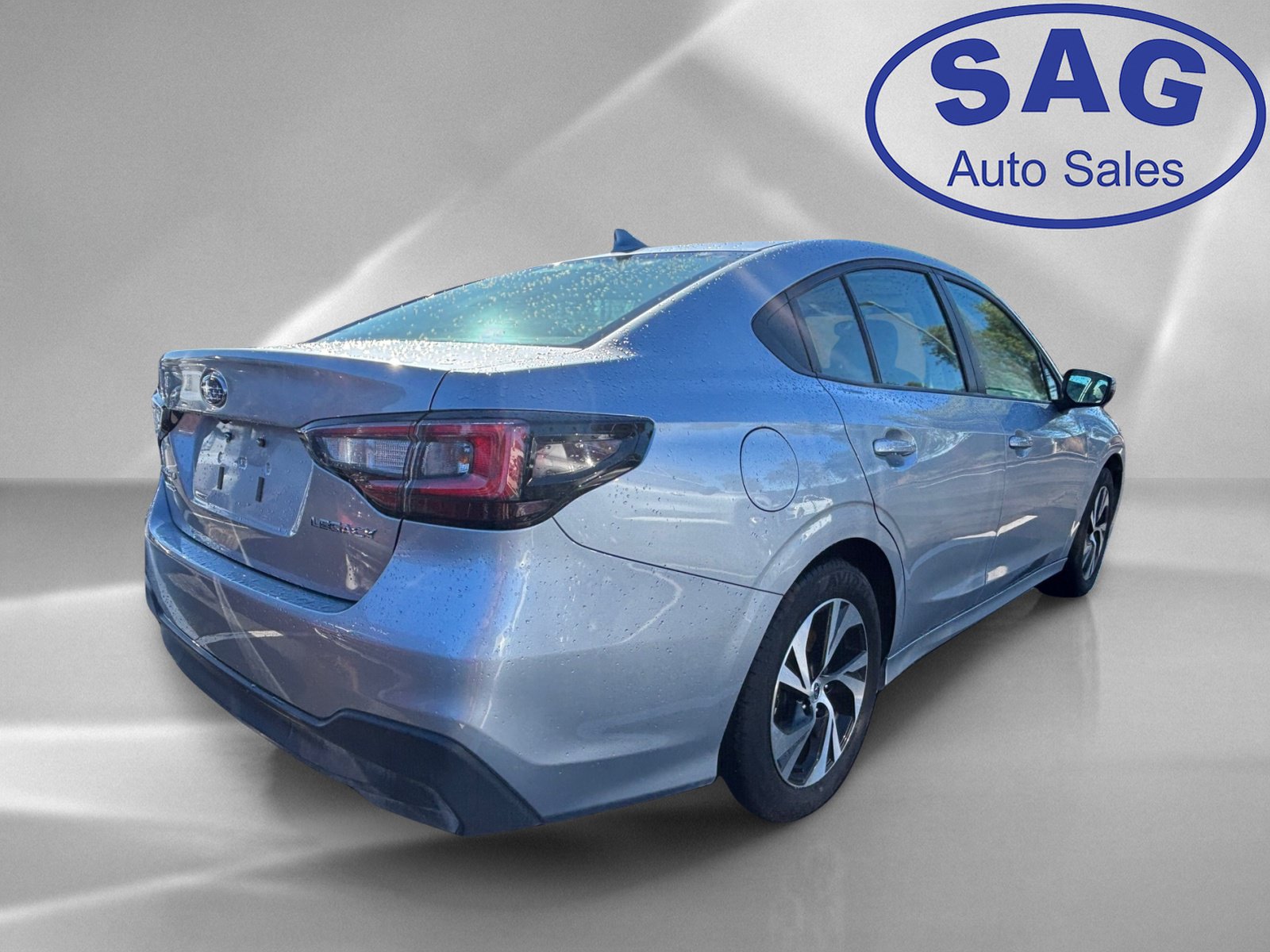 Used 2025 Subaru Legacy Premium AWD/4WD image 3