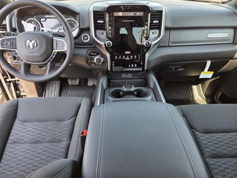 New 2026 RAM 1500 Big Horn AWD/4WD image 12