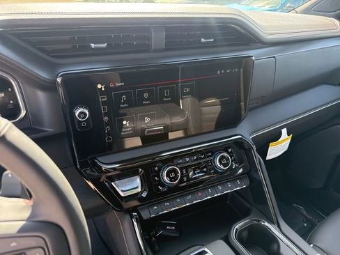 New 2026 GMC Sierra 1500 AT4X w/ LPO, Black Badging Package AWD/4WD image 27