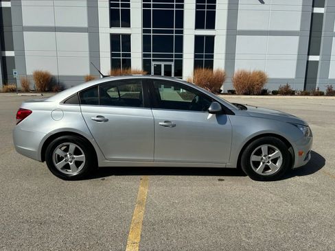 Used 2014 Chevrolet Cruze LT image 4