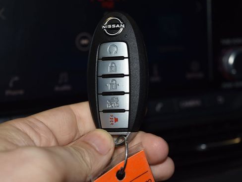 Certified 2025 Nissan Altima 2.5 SR image 15