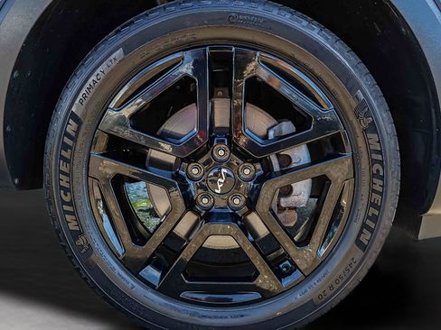 Certified 2024 Kia Telluride EX X-Line AWD/4WD image 30