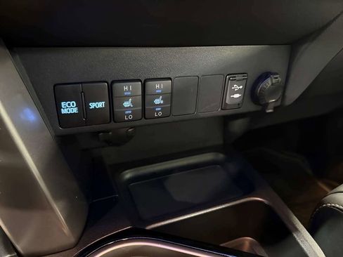 Used 2017 Toyota RAV4 Limited w/ Advanced Technology Package AWD/4WD image 30
