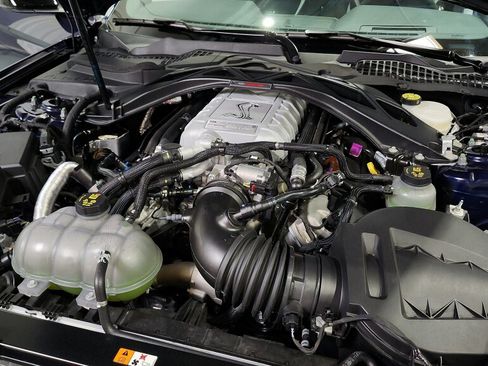 Used 2019 Ford Mustang Premium w/ Equipment Group 201A RWD image 37
