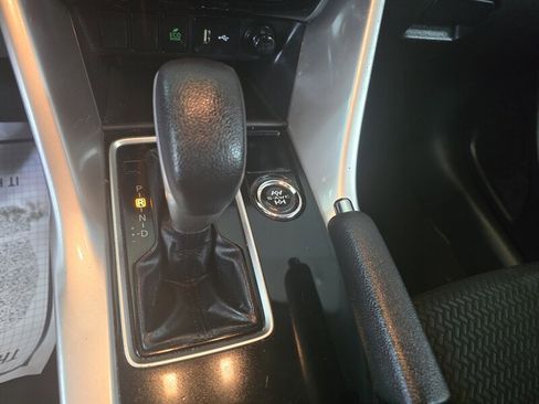 Used 2020 Mitsubishi Eclipse Cross ES image 23