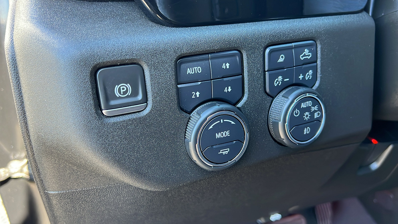 Used 2024 Chevrolet Silverado 1500 RST w/ All Star Edition Plus AWD/4WD image 30