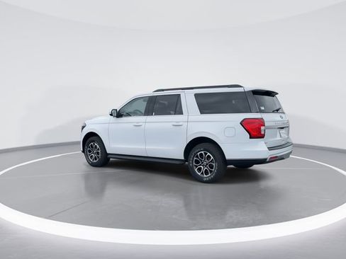 Used 2024 Ford Expedition Max XLT AWD/4WD image 6