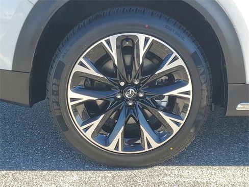 Certified 2024 MAZDA CX-90 Plug-In Hybrid w/ Premium Pkg image 5